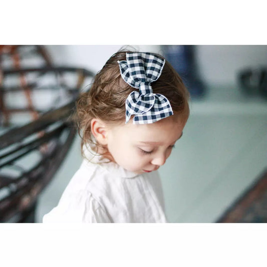 Hemmed-Edge Gingham Hair Bow - Black & White