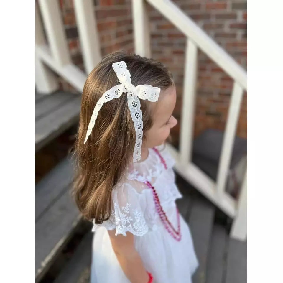 Old Glory Vintage Lace Ribbon Bow