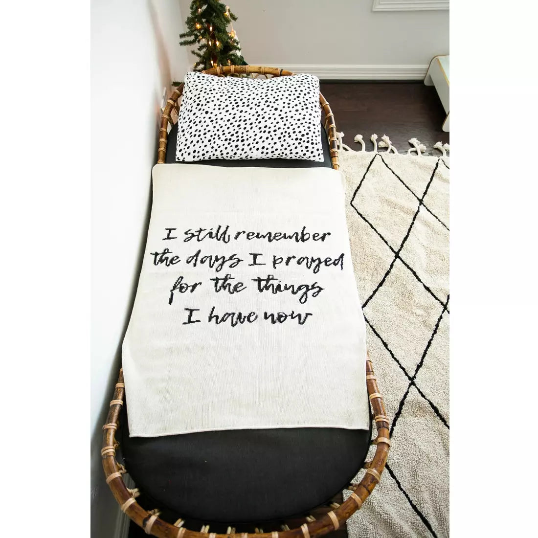 "I Still Remember" Knit Throw Blanket